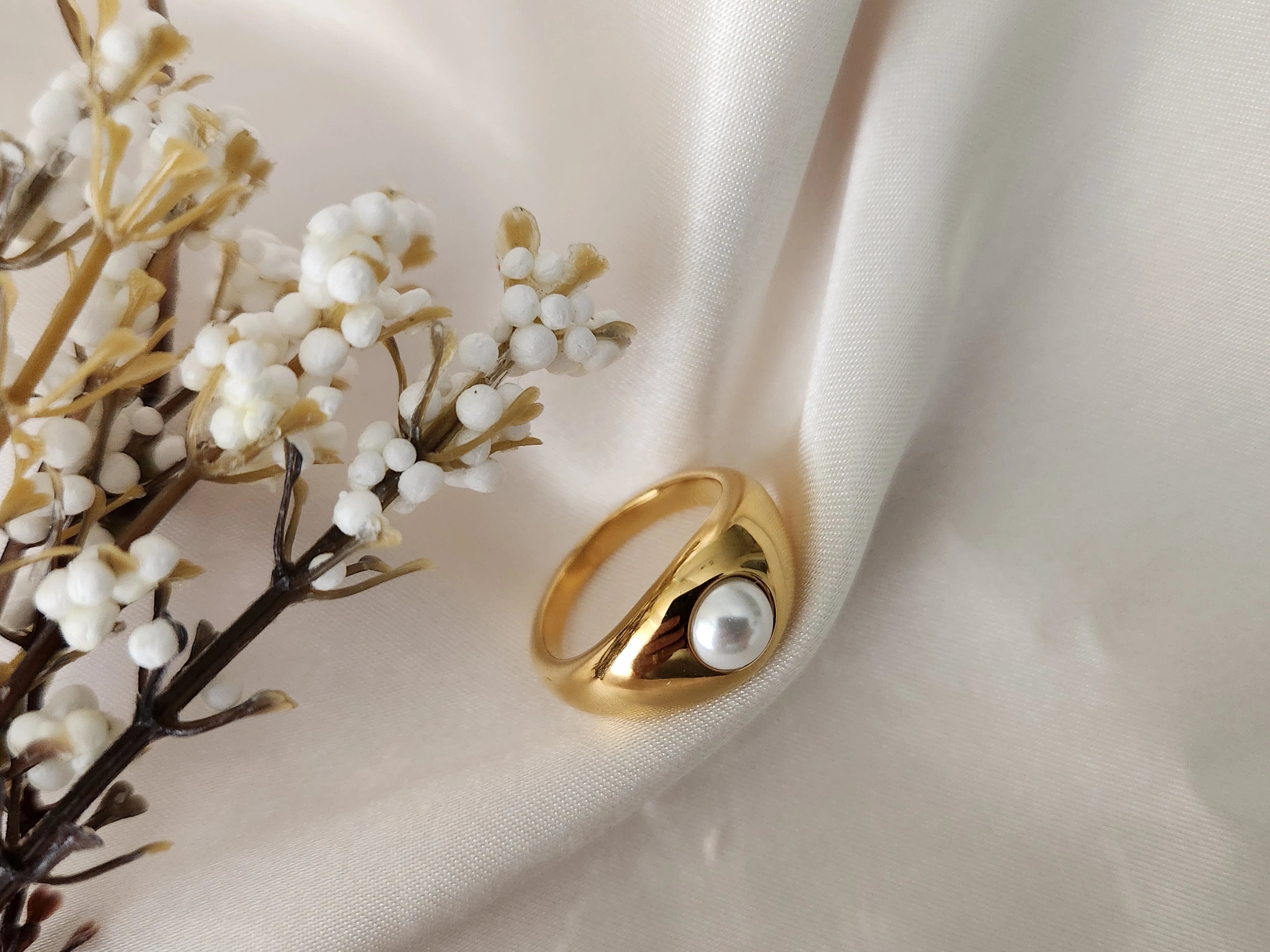 Gold Filled Natural Signet Mother Of Pearl Ring