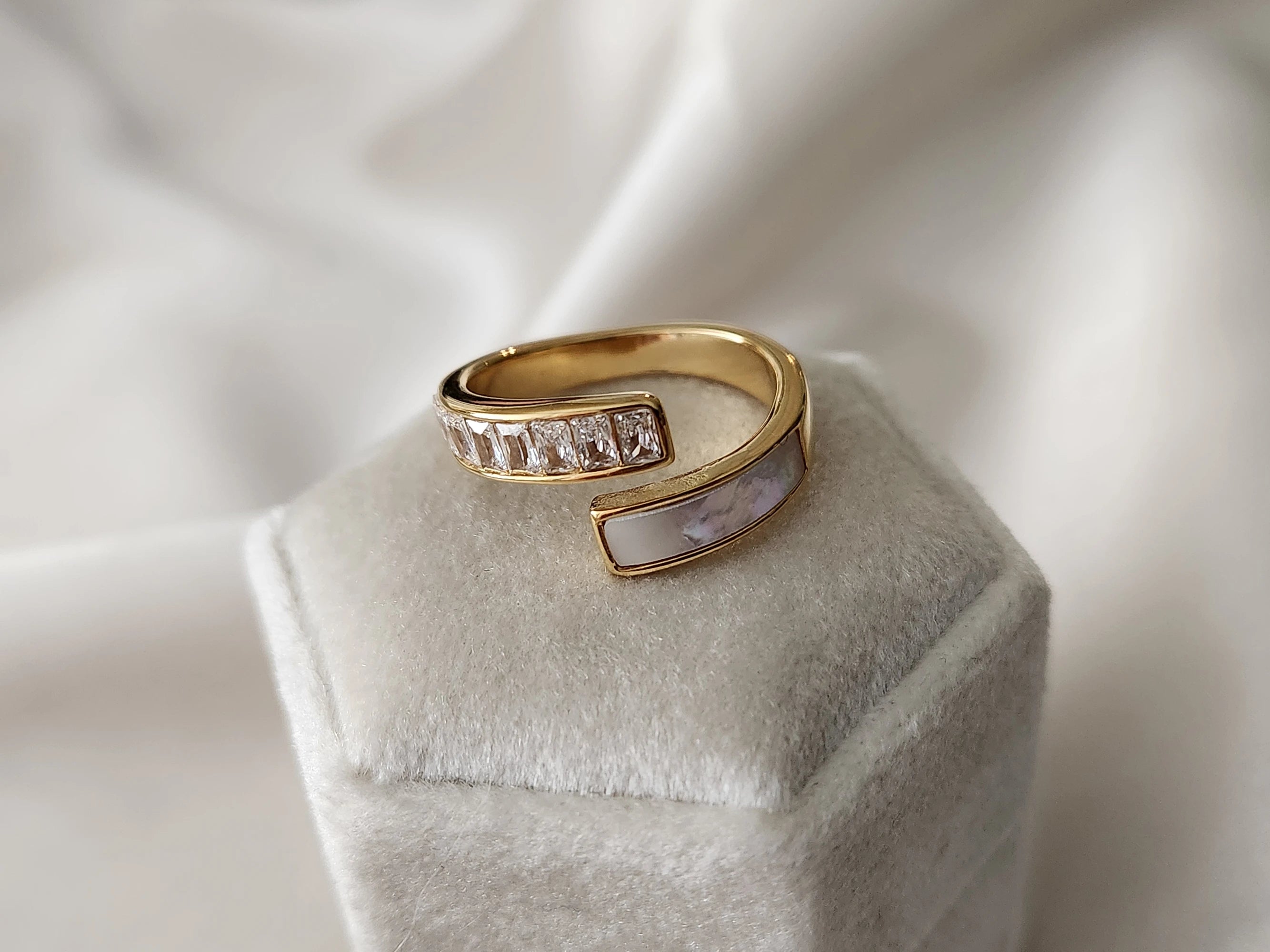 Gold Filled Half White Pearl Half Zircon Ring
