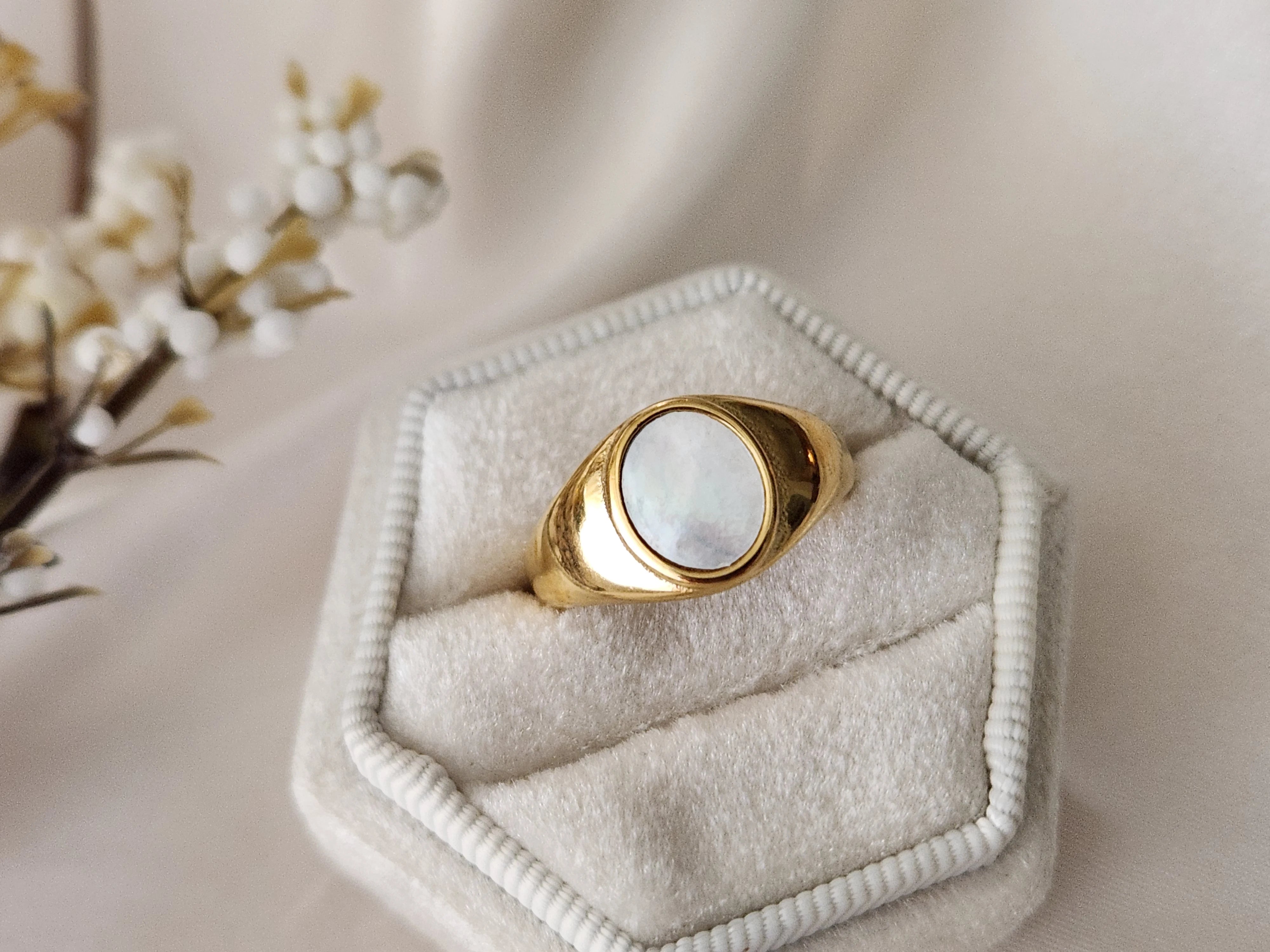 Gold Filled Round or Oval Mother Of Pearl Ring