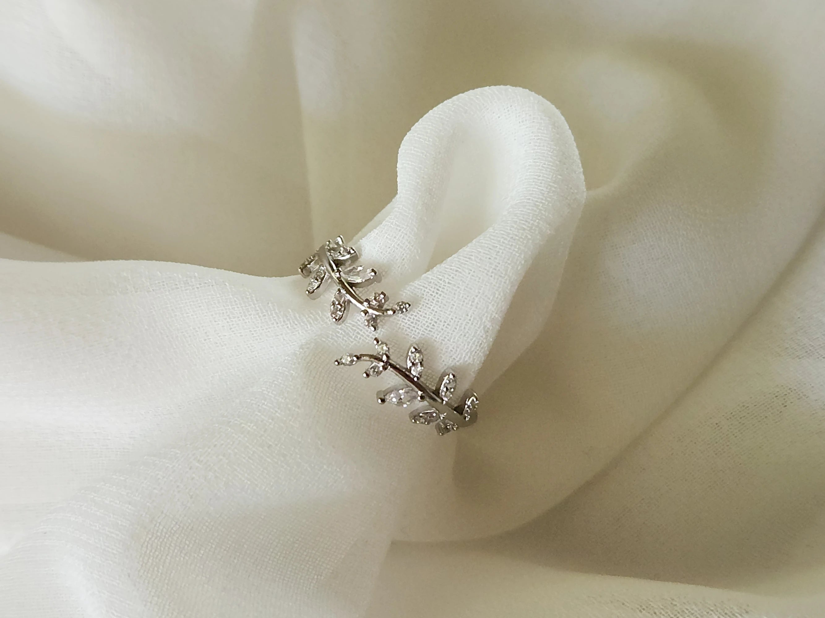 925 Sterling Silver Adjustable Leaf Ring