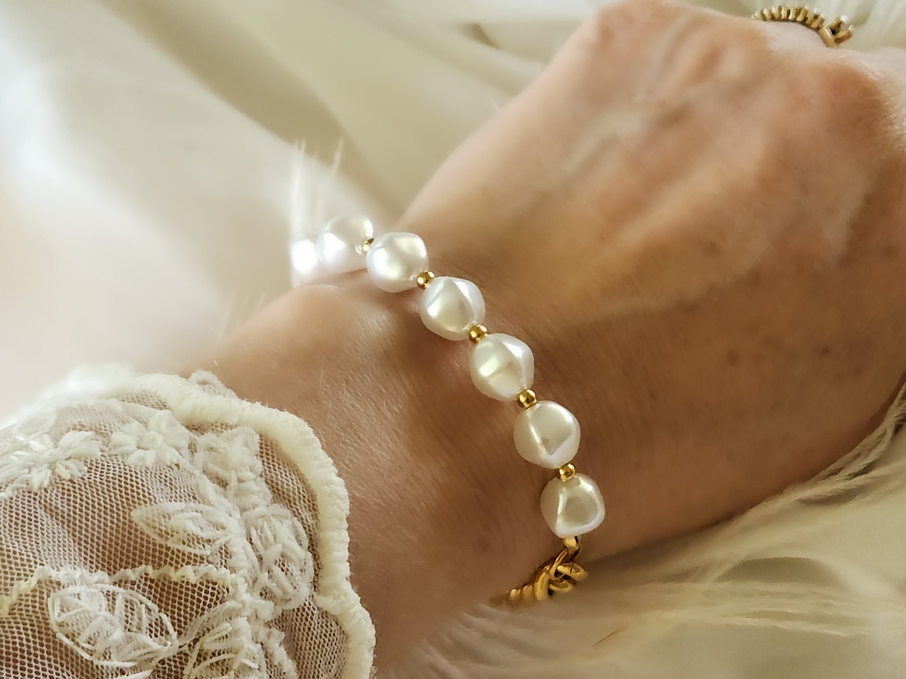 Gold Filled Freshwater Pearl Bracelet