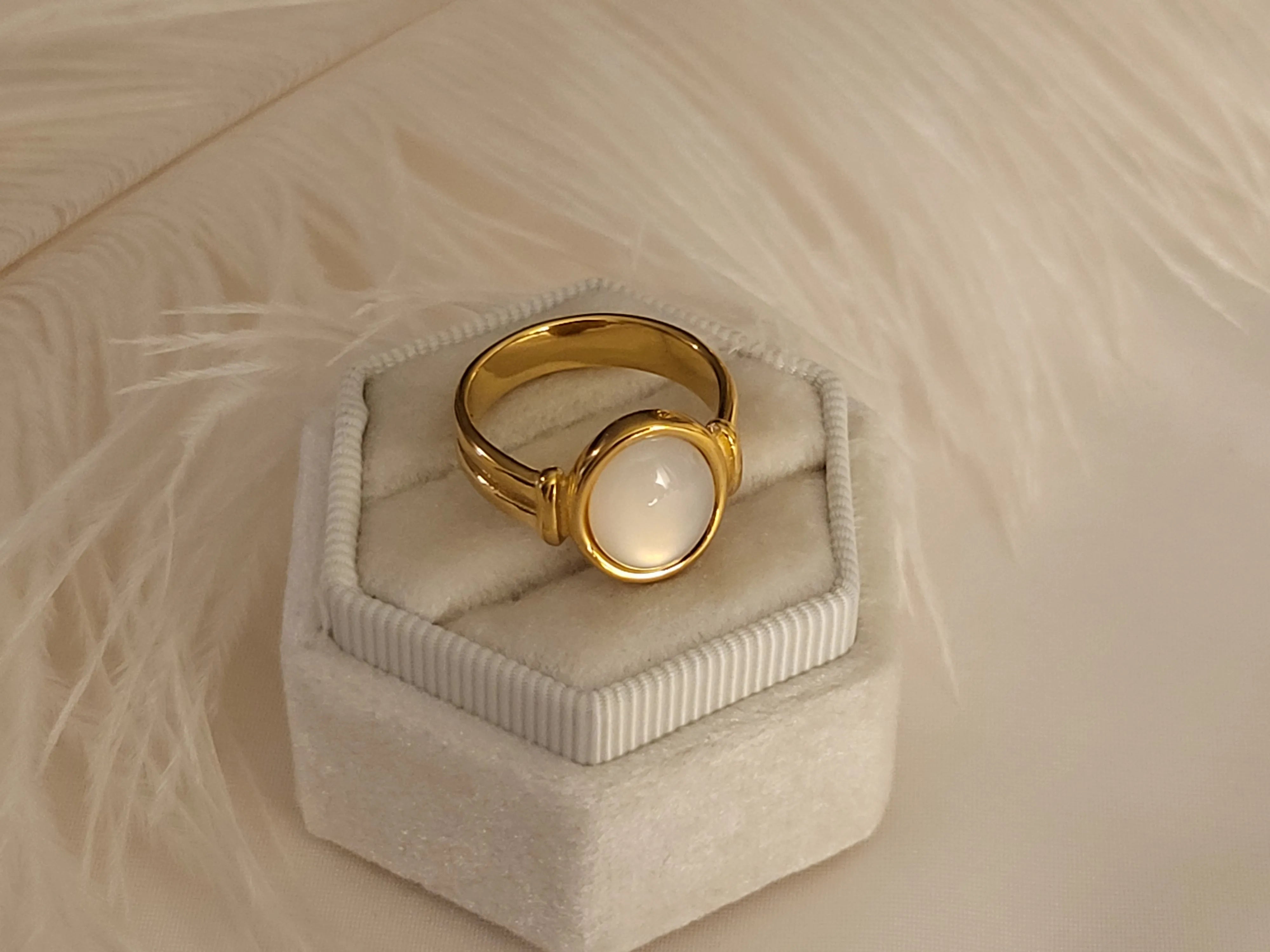 Gold Filled Natural White Pearl Ring Mother Of Pearl Signet product images.