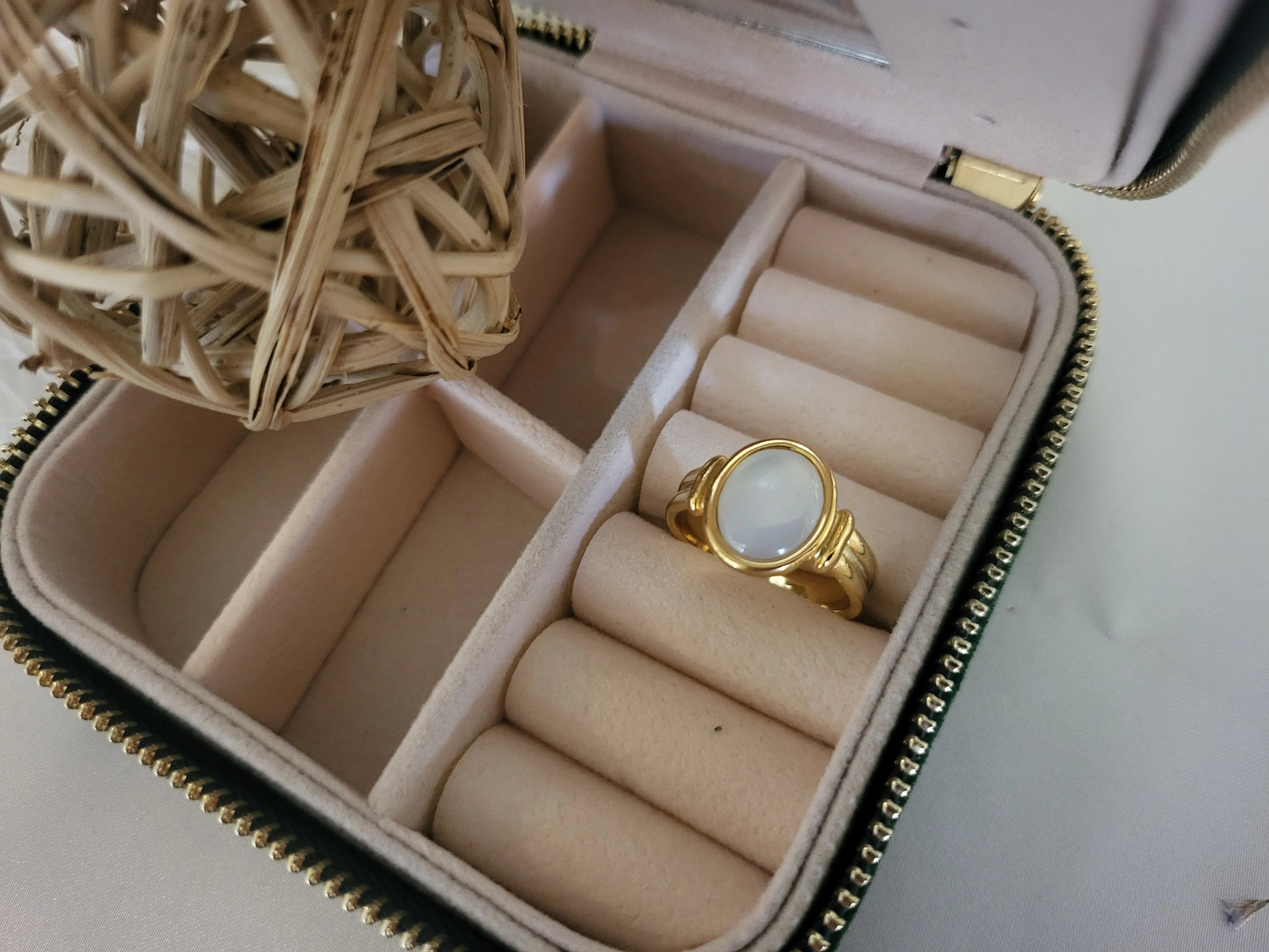 Gold Filled Natural White Pearl Ring Mother Of Pearl Signet product images.