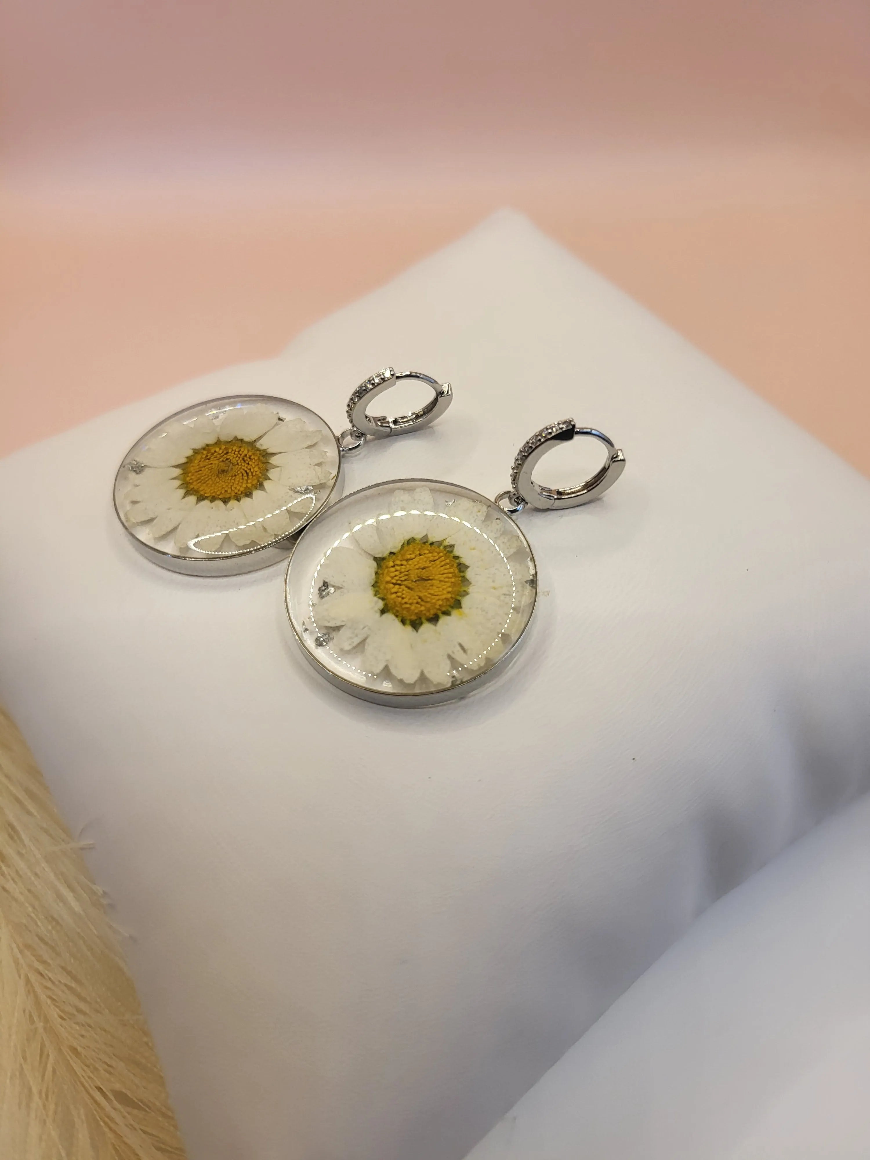 Gold Real Dried Birth Month Flower Earrings product images.