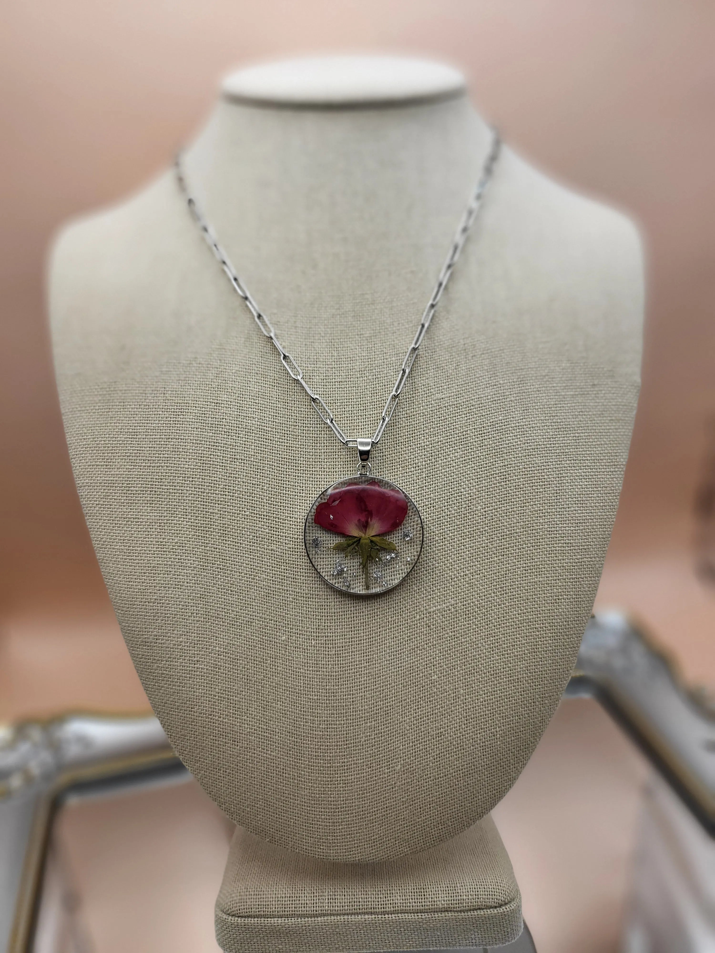Silver Real Dried Birth Month Flower Necklace product images.