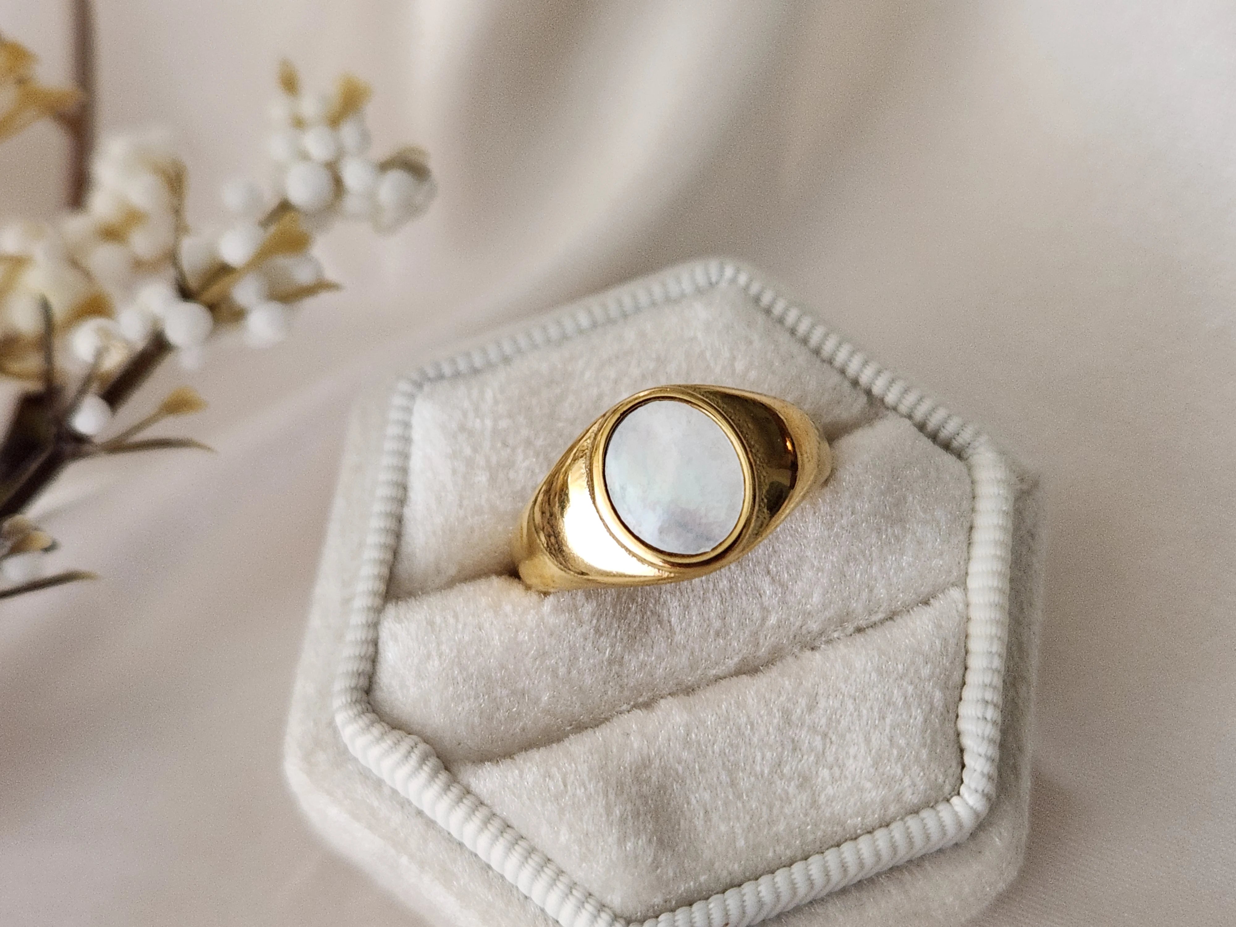 Gold Filled  Oval Mother Of Pearl Signet  Ring