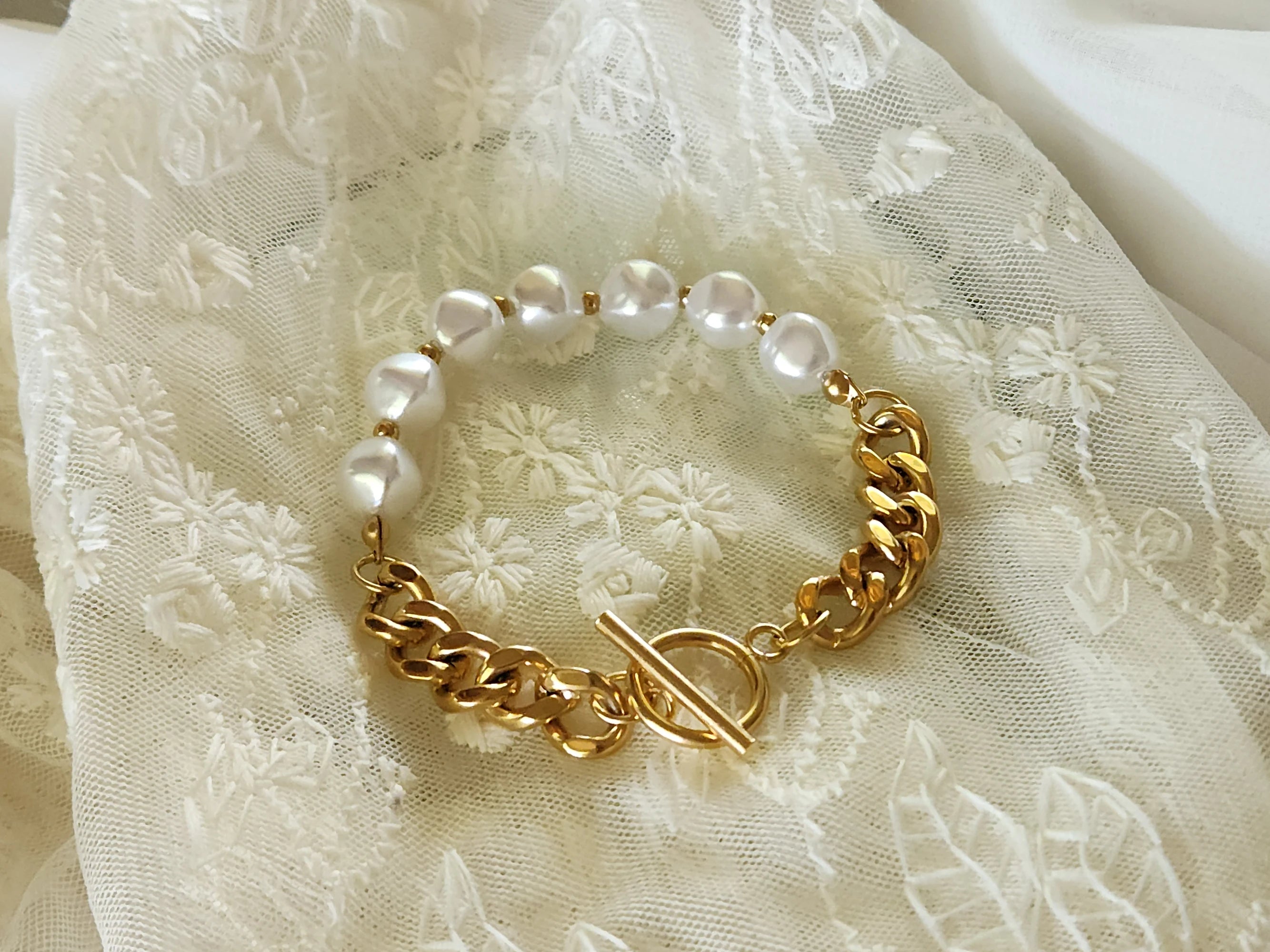 Gold Filled  Freshwater Pearl Bracelet