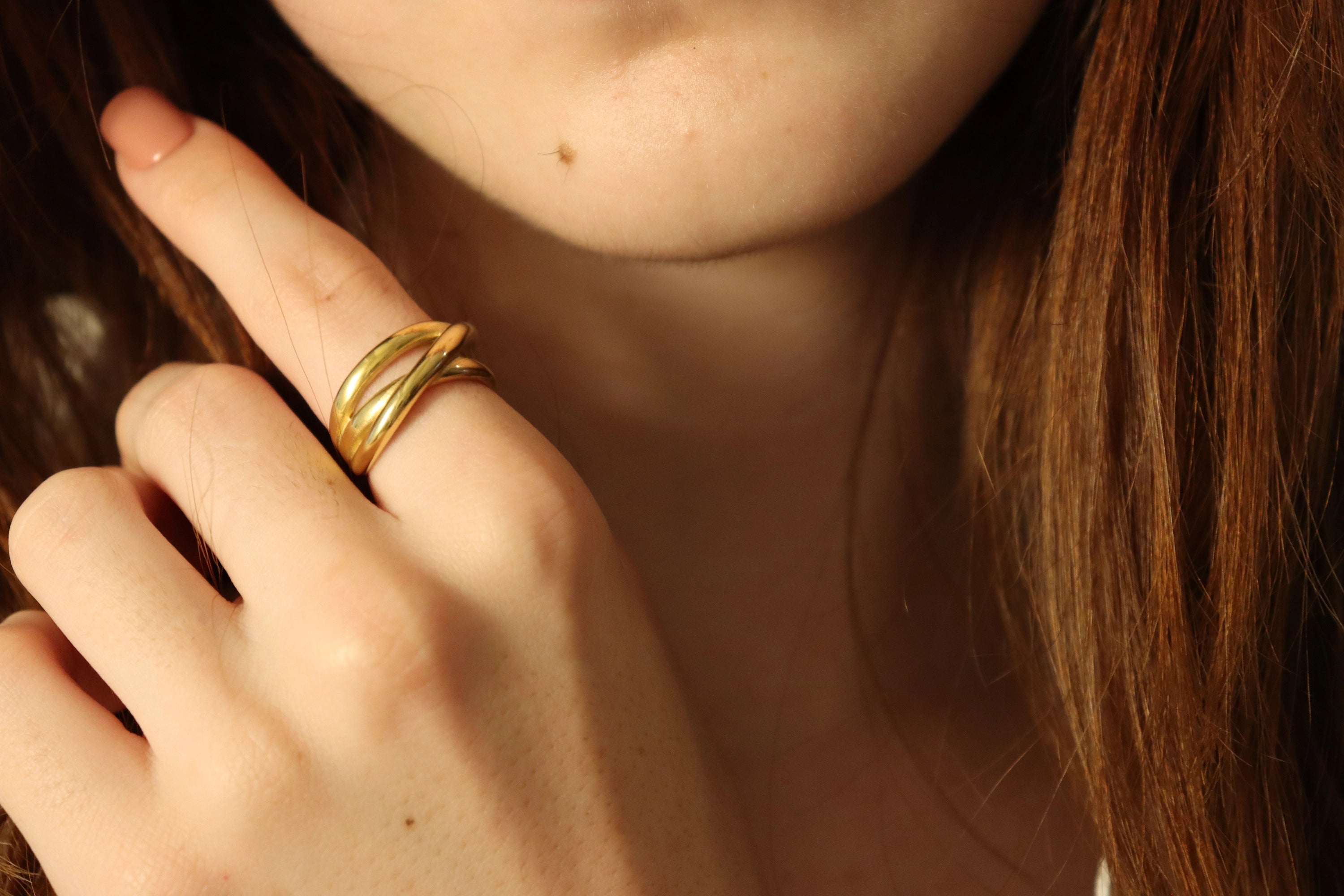 Adjustable Geometric Crossed Line Rings